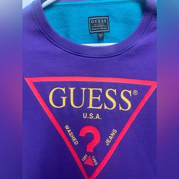 Guess Crewneck - Picture 2 of 3